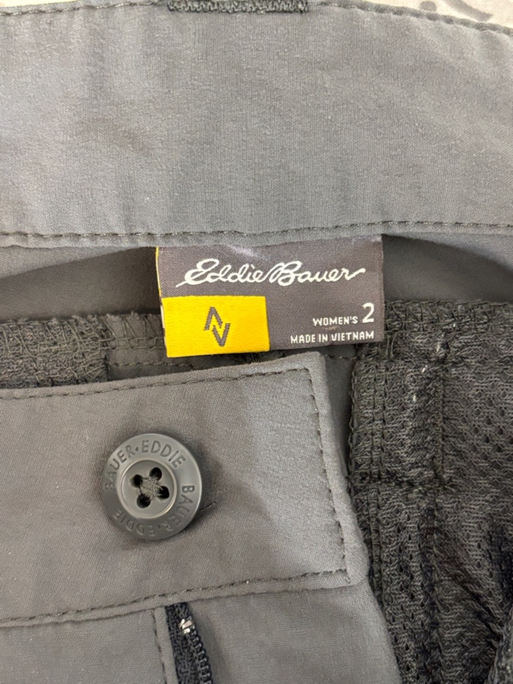 Eddie Bauer Women's Stretch Nylon Travel Pants Roll Up Button Tab in Gray - Picture 8 of 11